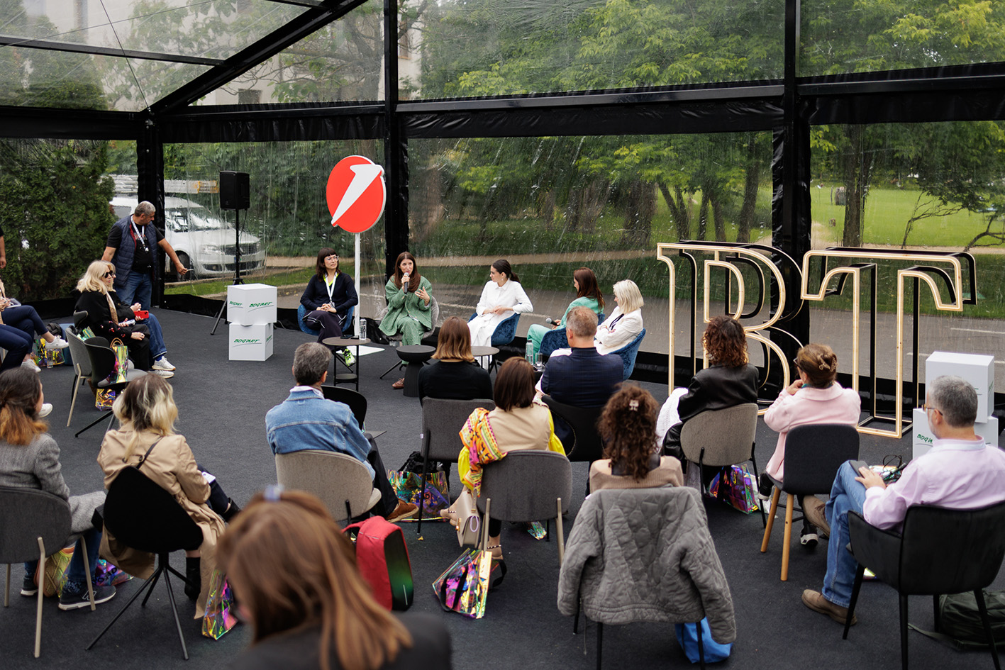 RAD ART FAIR 2024 se deschide pe 16 mai la Hotel CARO