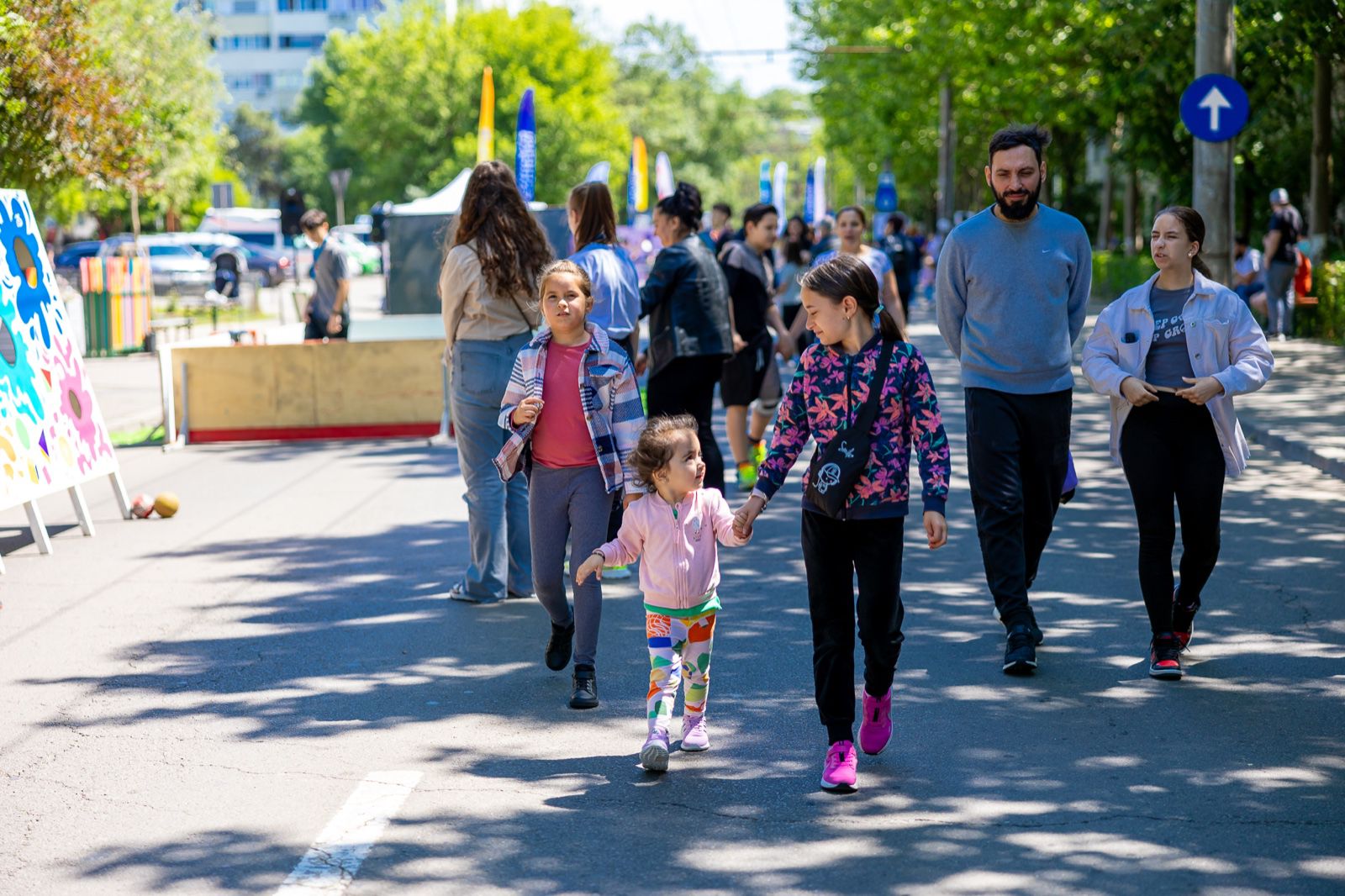 În weekendul 1-2 iunie, „Străzi Deschise, București – Promenadă Urbană” transformă Calea Victoriei Strada Bârcă din sectorul 5 într-un veritabil festival al copilăriei