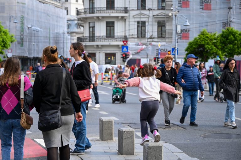 În weekendul 1-2 iunie, „Străzi Deschise, București – Promenadă Urbană” transformă Calea Victoriei Strada Bârcă din sectorul 5 într-un veritabil festival al copilăriei