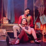 La 100 de ani de la evenimentele reale care l-au inspirat, musicalul „THRILL ME: Povestea lui Leopold și a lui Loeb” se joacă la Teatrul Metropolis în mai și iunie 2024