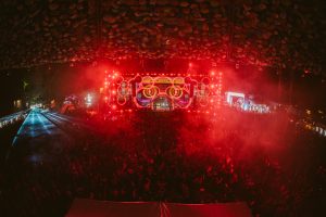 Festivalul NOSTALGIA are loc între 27 – 30 iunie și se desfășoară, pentru al doilea an consecutiv, la Federația de Tir Sportiv, lângă pădurea Băneasa. 