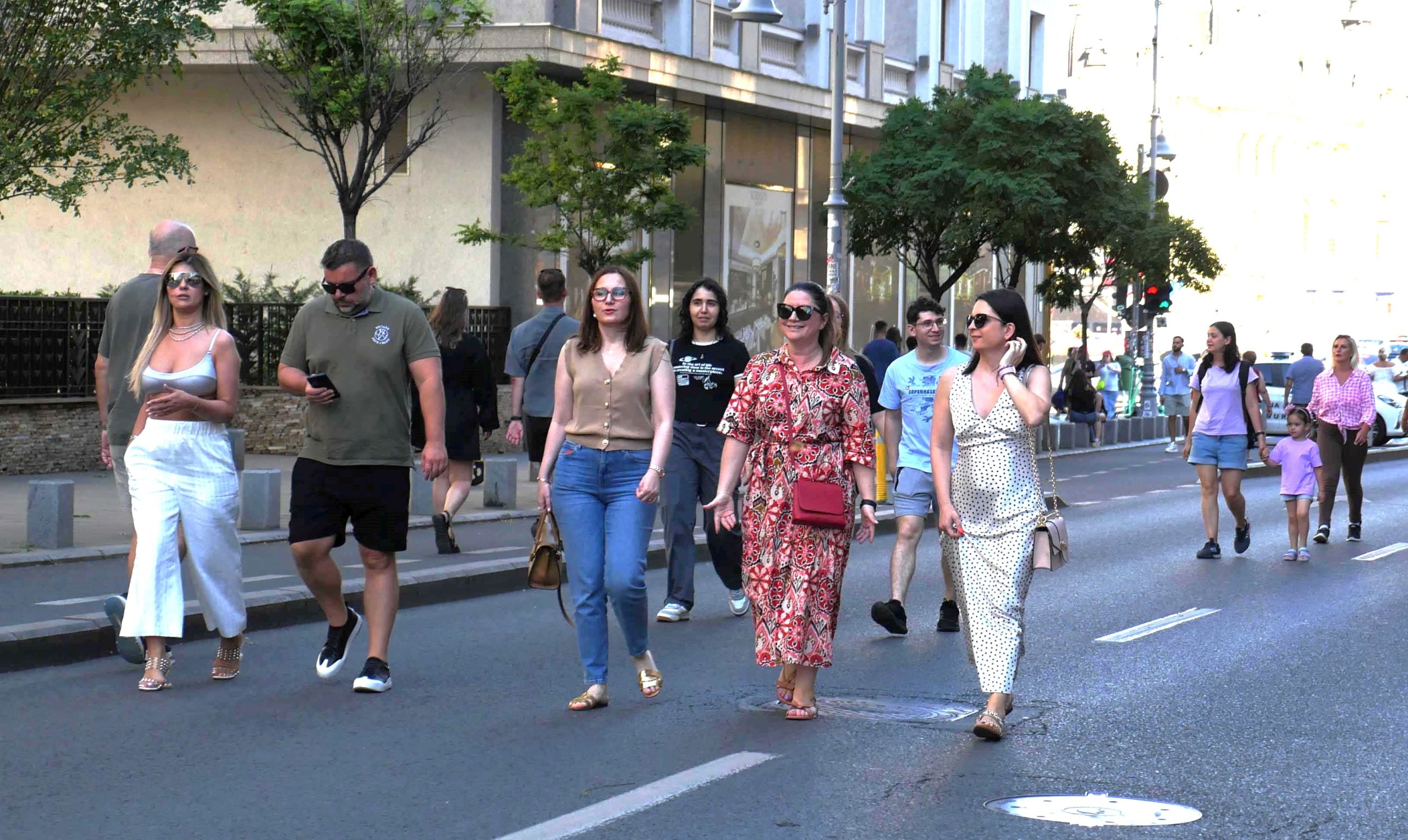 Weekend festival la „Străzi Deschise, București – Promenadă Urbană”: concerte, spectacole de teatru, ateliere creative pe Calea Victoriei și în sectorul 6