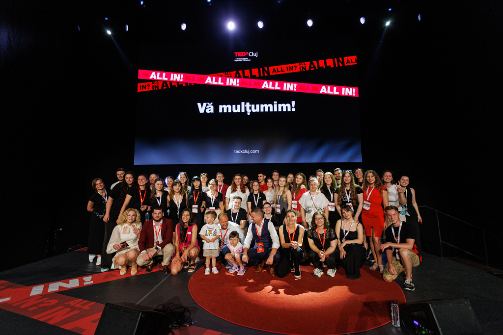Peste 1.500 de entuziaști ai inovației și creativității s-au reunit la cea de-a 13-a ediție a TEDxCluj, explorând sub tema „ALL IN” multiple perspective despre artă, știință, sănătate și tehnologie