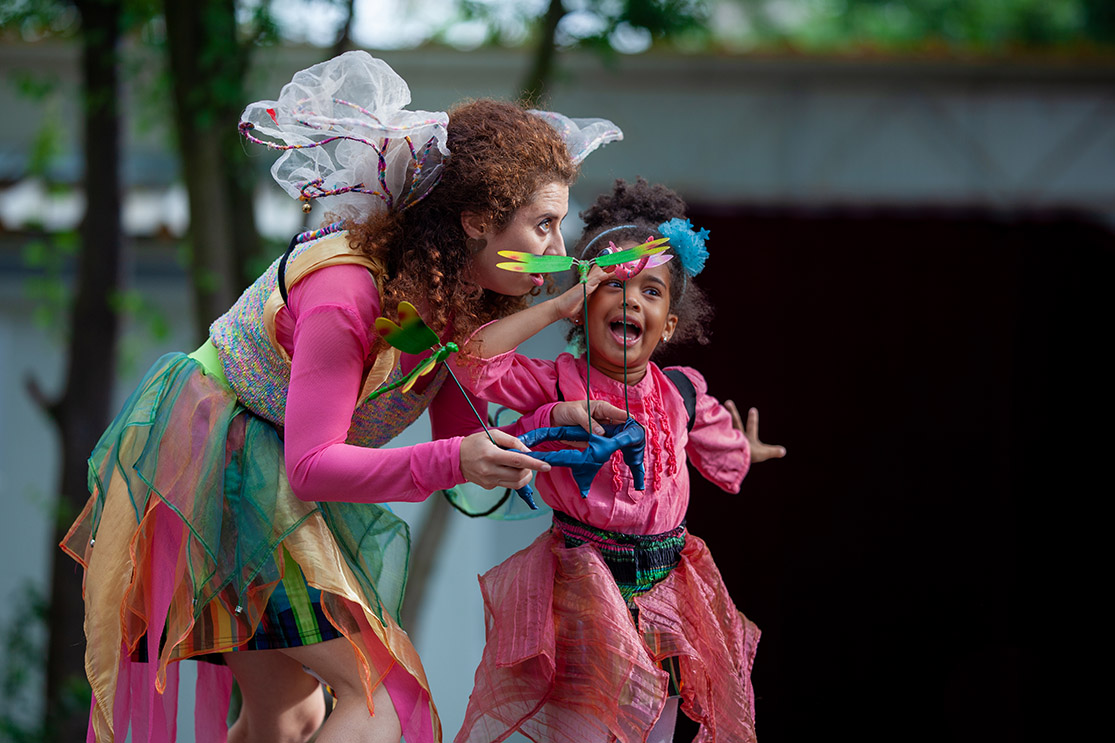 Între 28 și 29 septembrie 2024, va avea loc pentru prima dată în orașul BRAȘOV, “25 DE ORE DE TEATRU NON-STOP”, un maraton al teatrului independent.