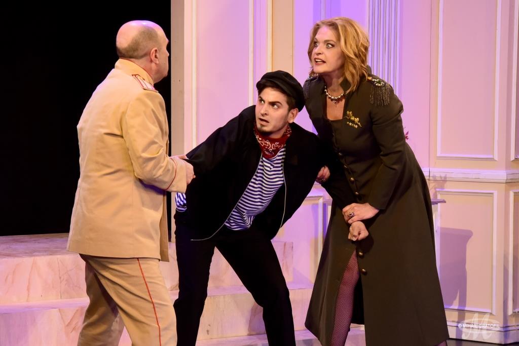 Teatrul Stela Popescu, &icirc;ncepe toamna la mare, la Festivalul SEAS Constanţa, cu&nbsp;...Escu de Tudor Mușatescu