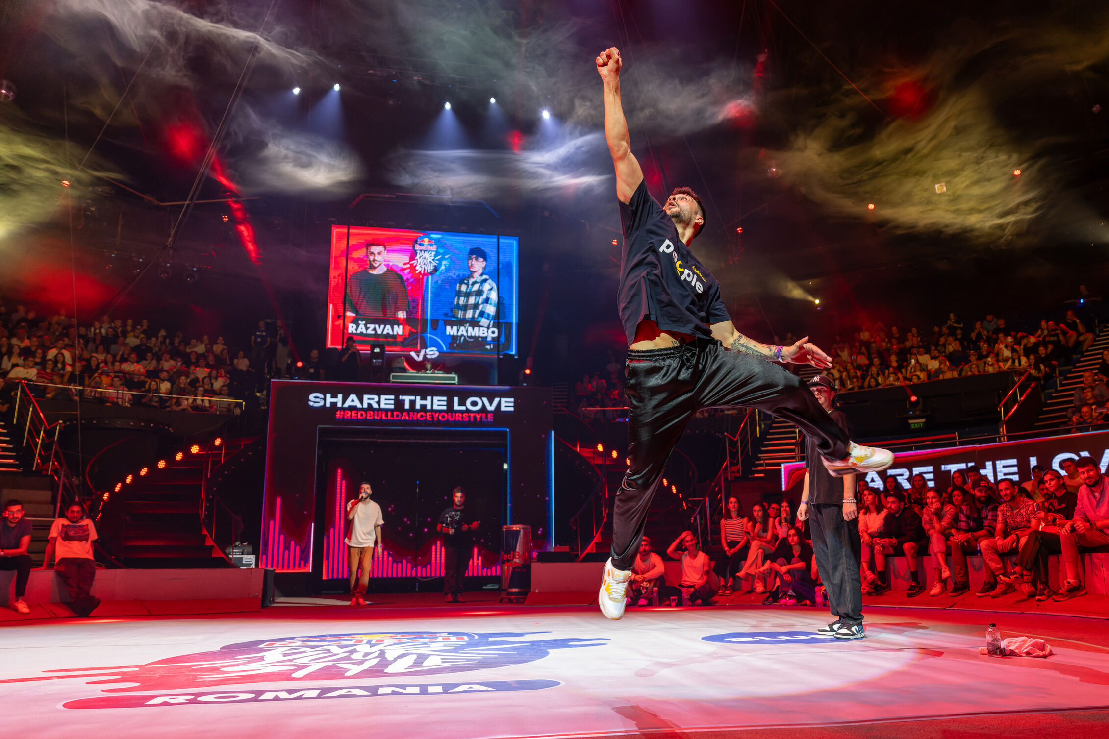 Au mai rămas c&acirc;teva zile p&acirc;nă la finala națională Red Bull Dance Your Style!&nbsp;