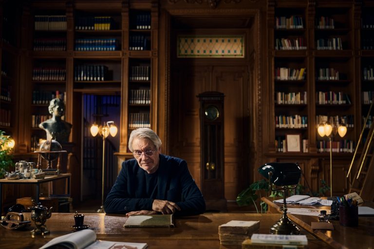 „Marcel Iureș prezintă Enigmele României” la Serile Filmului Românesc