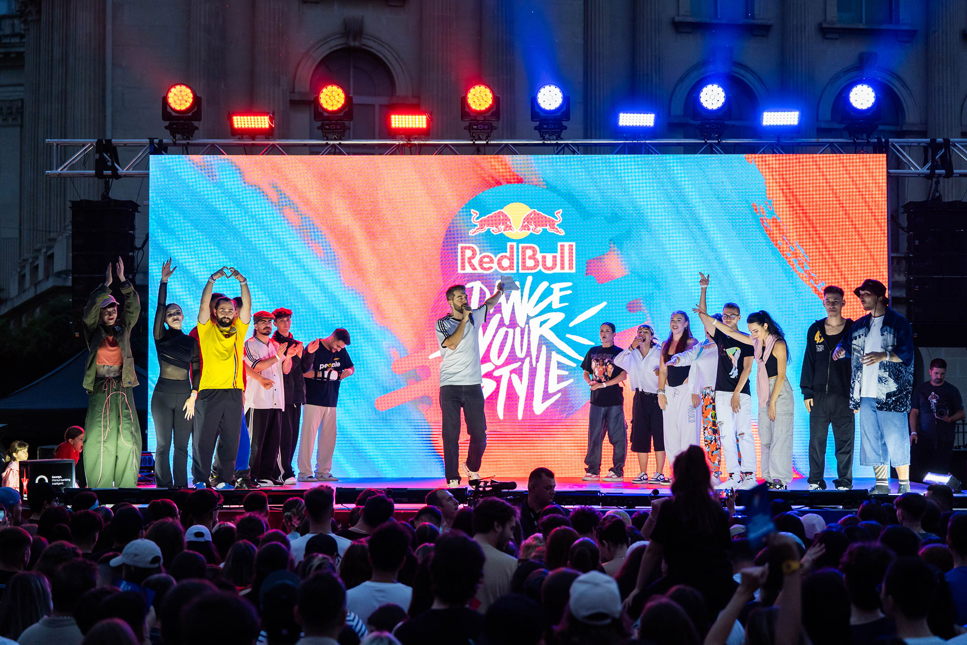 Sătănel câștigă pentru a doua oară Red Bull Dance Your Style