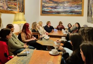 Clubul de carte „Lecturile Insomniacelor” își reia seria întâlnirilor lunare