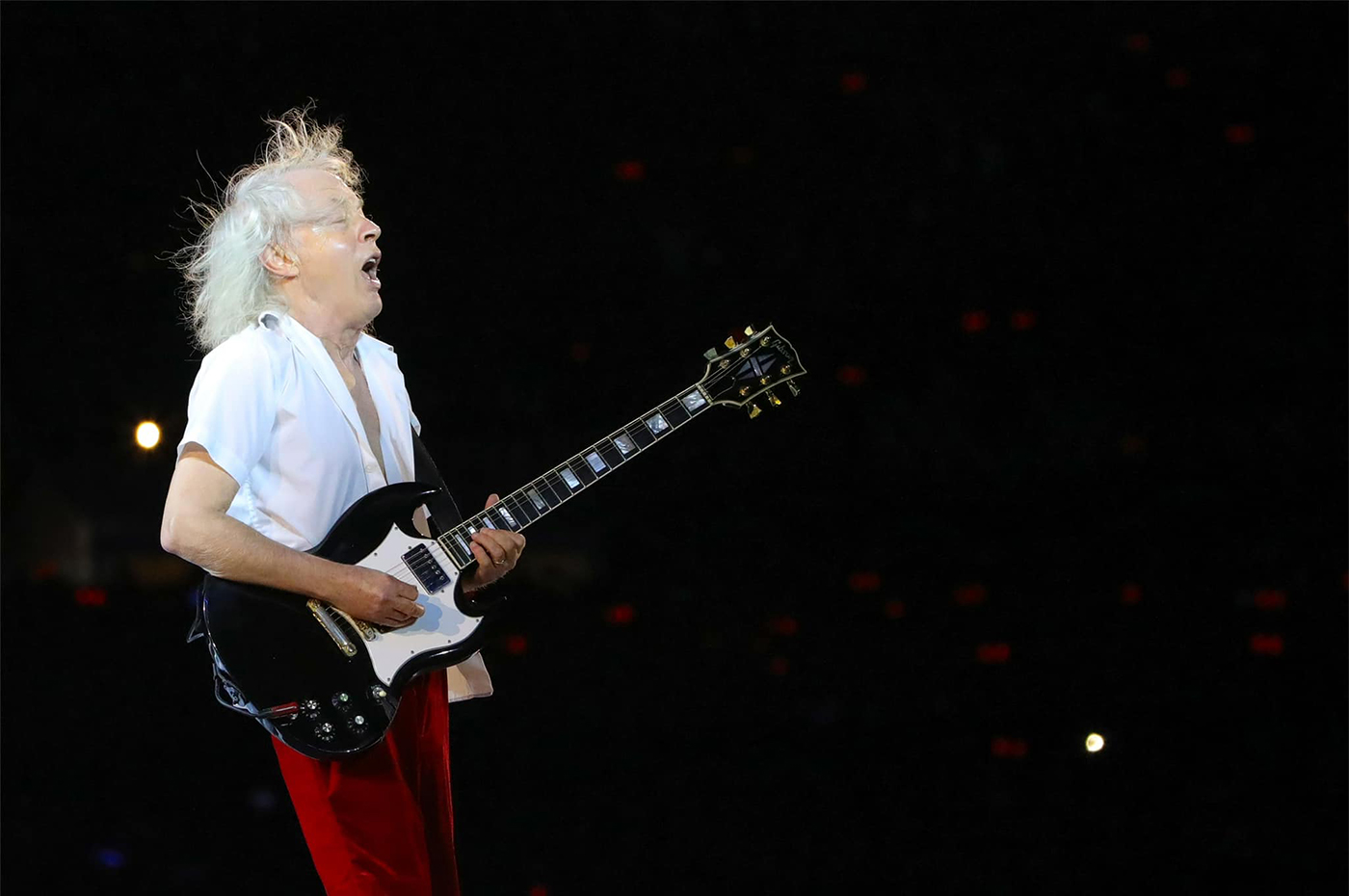 AC/DC... Pe poziții și în 2024 AC/DC... Pe poziții și în 2024