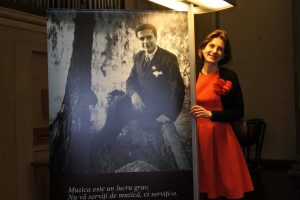 Piesa „Elegie” compusă de M.S. Regele Mihai I al româniei prezentată în cadrul Turneului Național „Romanian Young Virtuosos”