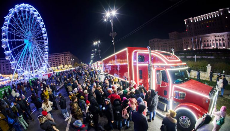 Caravana Coca-Cola de Crăciun, mai spectaculoasă ca oricând, se pregătește de start