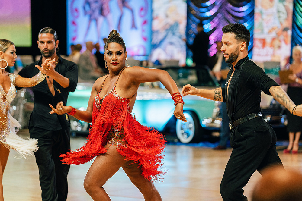 Ballroom Dancing Queens are avea premiera la E! pe 24 noiembrie