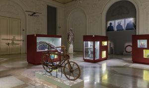 Tur ghidat în expoziția „Răsucirea. Triumful provinciei, amurgul imperiilor” la MNAC București