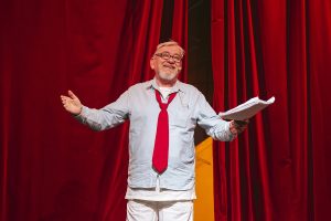 O felie de viață personală și de istorie colectivă – „Stela” de Simona Goșu, un spectacol de Gianina Cărbunariu, la Teatrul Nottara