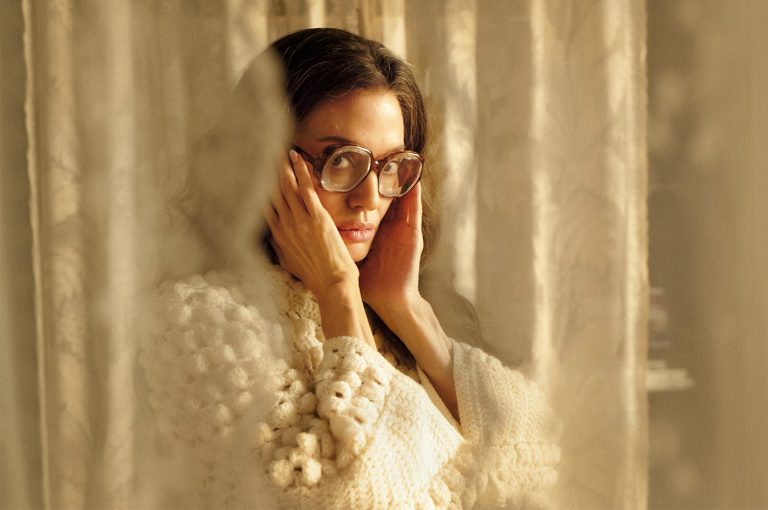 Maria Angelina Jolie