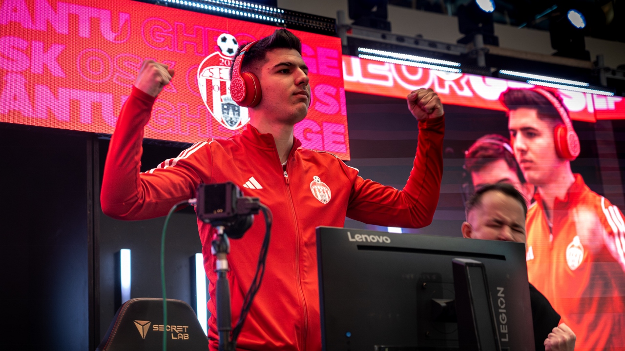 Cei mai buni jucători de EA FC din România se întâlnesc la Arad în etapa a VI-a eSuperliga