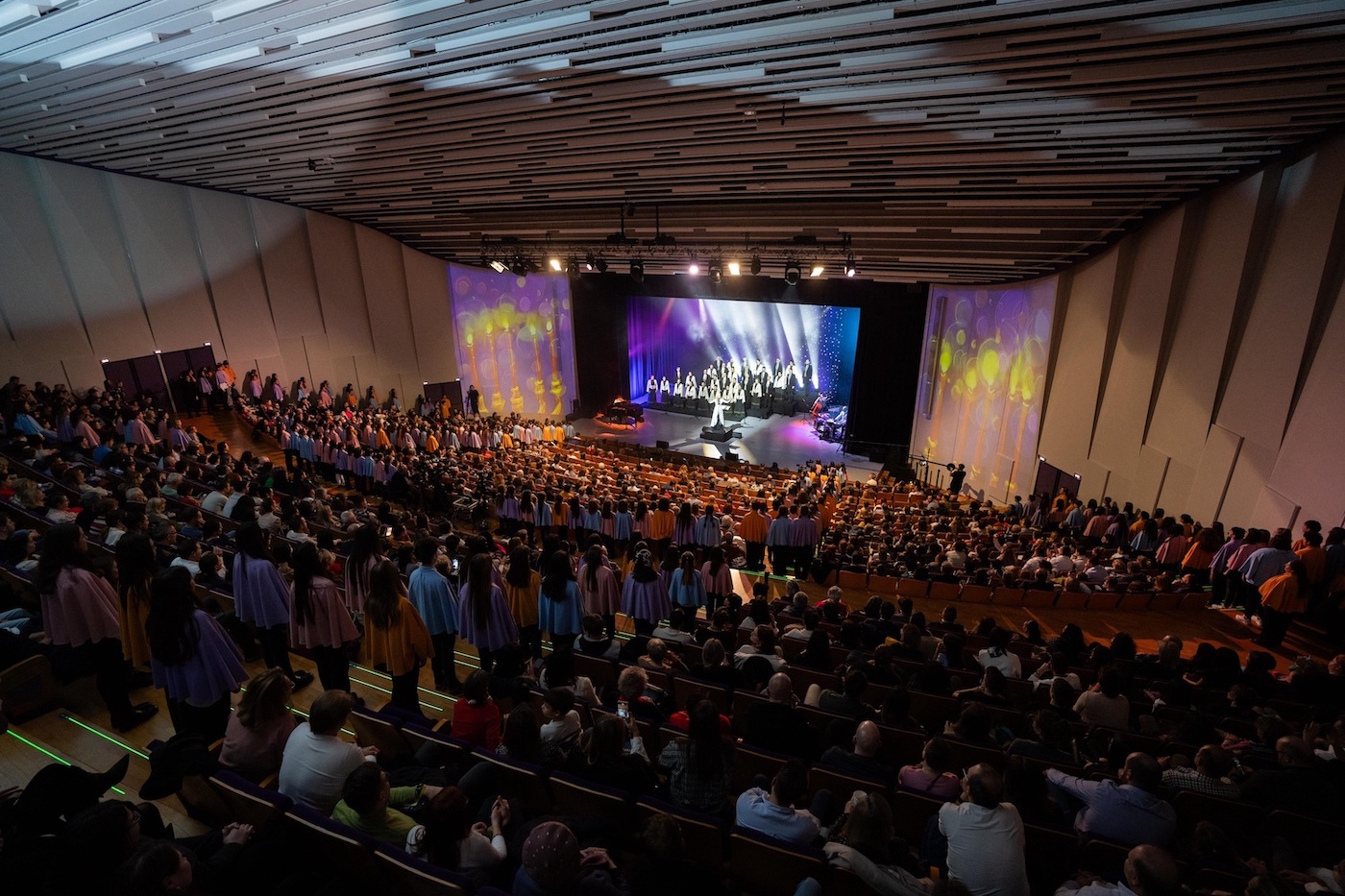 Corul Madrigal și Cantus Mundi &icirc;n 2024: 4 turnee internaționale, 294 de evenimente, 255.000 de spectatori și&nbsp; un cadou de final de an pentru public&nbsp;