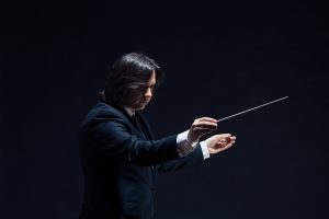 Dirijorul Gabriel Bebeșelea și violonistul Valentin Șerban invitați la Sala Radio