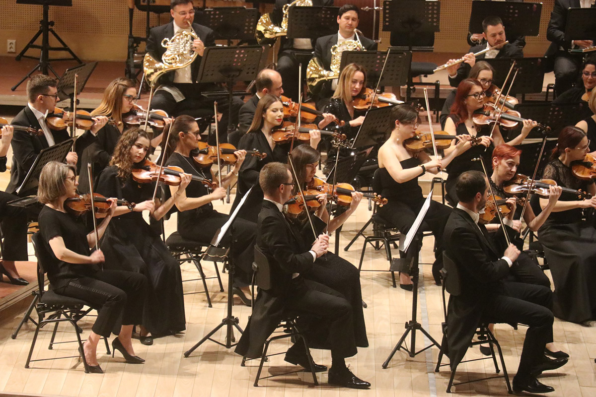 Tiberiu Soare dirijează Ultimele Șapte Cuvinte ale M&acirc;ntuitorului pe Cruce