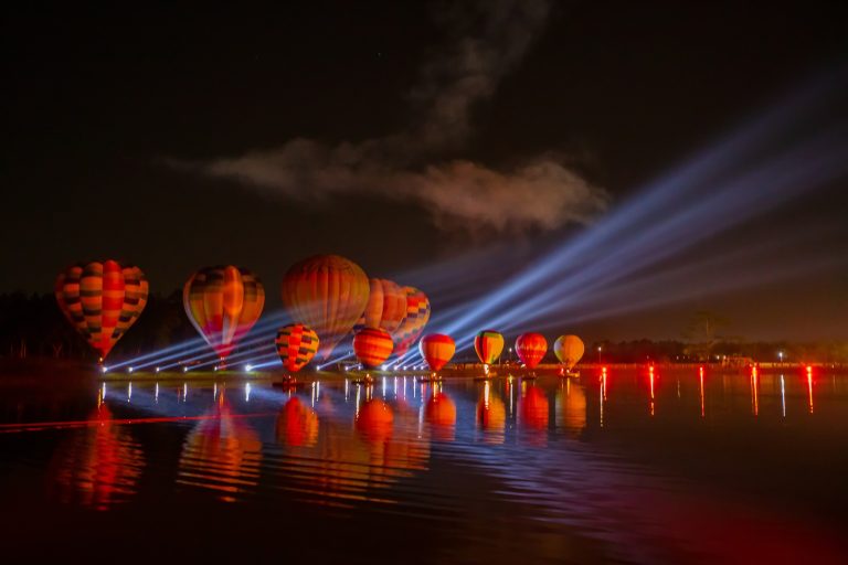 luminaria feature