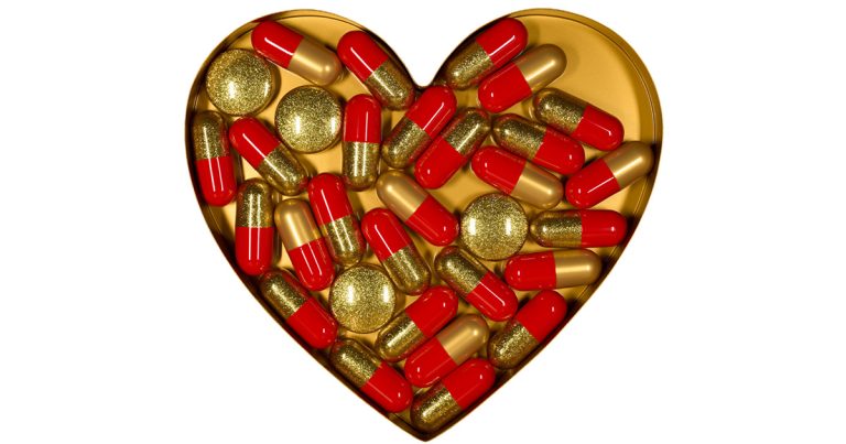 HEART aduce împreună două perspective artistice complementare, într-un discurs vizual despre vitalitate, corporalitate și relația dintre abstract și concret, dintre remediu și emoție, între design și simbol.