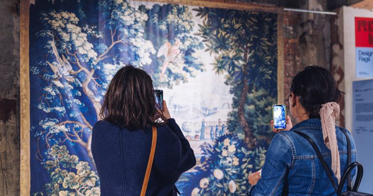 „Tapiserie Verdure” – când arta textilă devine experiență imersivă