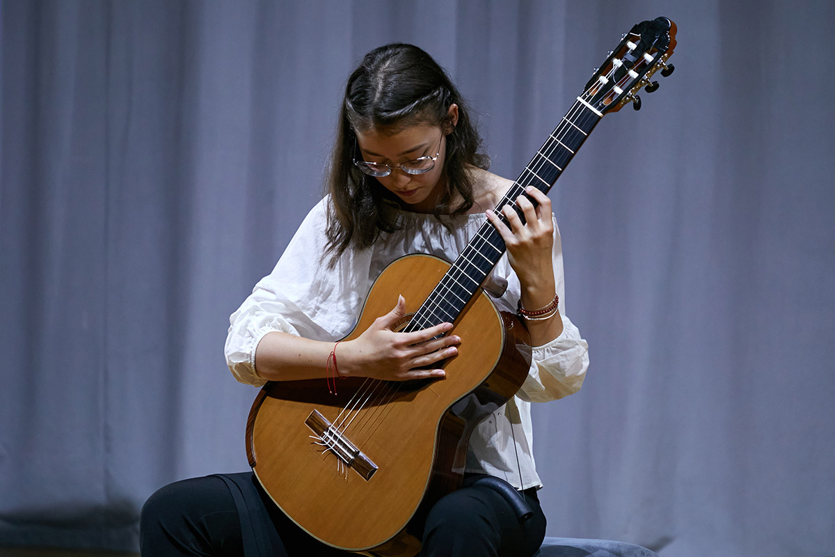 &bdquo;Talente &icirc;n afirmare&rdquo; &ndash; concursul care deschide scena visurilor pentru tinerii chitariști