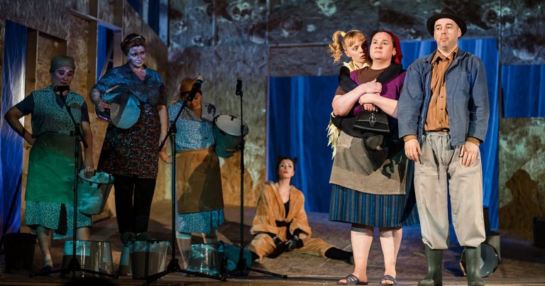  Spectacolul „Regina nopții” de Leta Popescu încheie Stagiunea Internațională de Teatru ARCUB din această primăvară cu două reprezentații sold out