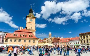 Ce faci vara asta în Brașov?