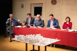 „HARDUGHIA” de Mircea Radu Iacoban, după 44 de ani, pe scena Naționalului ieșean - un spectacol în regia lui Ovidiu Lazăr