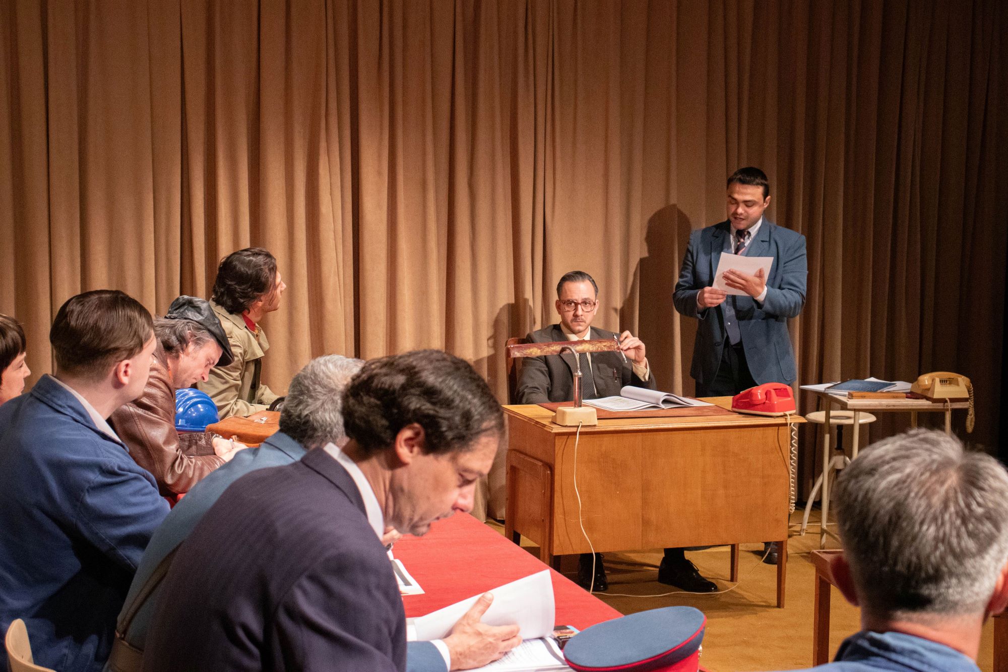 „HARDUGHIA” de Mircea Radu Iacoban, după 44 de ani, pe scena Naționalului ieșean - un spectacol în regia lui Ovidiu Lazăr