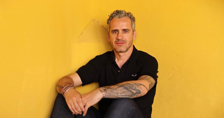 Anansi la Bookfest 2025: scriitorul și editorul Bogdan-Alexandru Stănescu, în dialog cu scriitorul portughez José Luís Peixoto