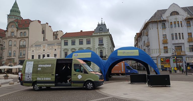 Caravana Shakespeare – peste tot continuă călătoria spre 24 de orașe și comune din România, în luna iunie