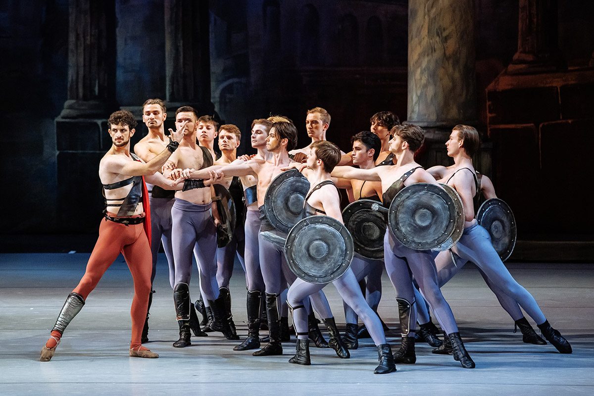 Spartacus -&nbsp;spectaculosul balet&nbsp;pe care&nbsp;scenele rom&acirc;nești nu &icirc;l au &icirc;n repertoriu &ndash;&nbsp;&icirc;n premieră, pe 23 iunie, la Bucharest Opera Festival
