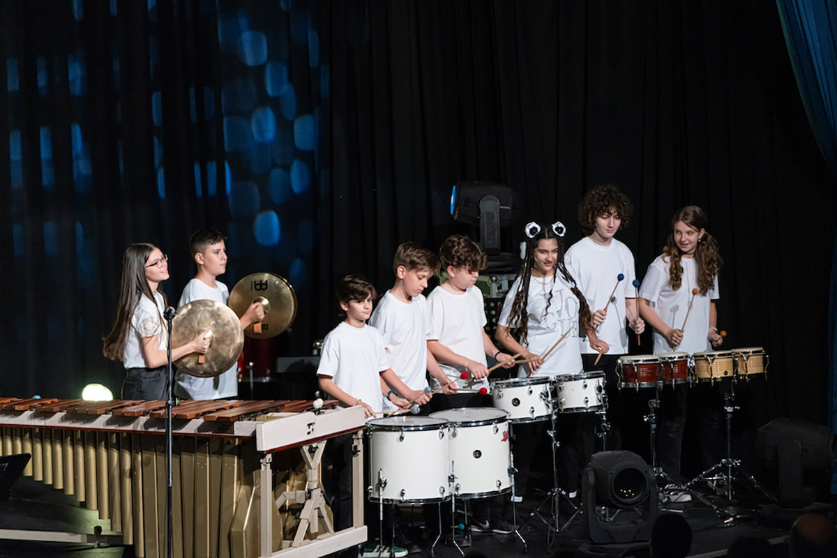 MEET THE BEAT - Recitalul extraordinar al tinerilor percuționiști Cantus Mundi alături de artiștii Zoli T&oacute;th și Bogdan Pop