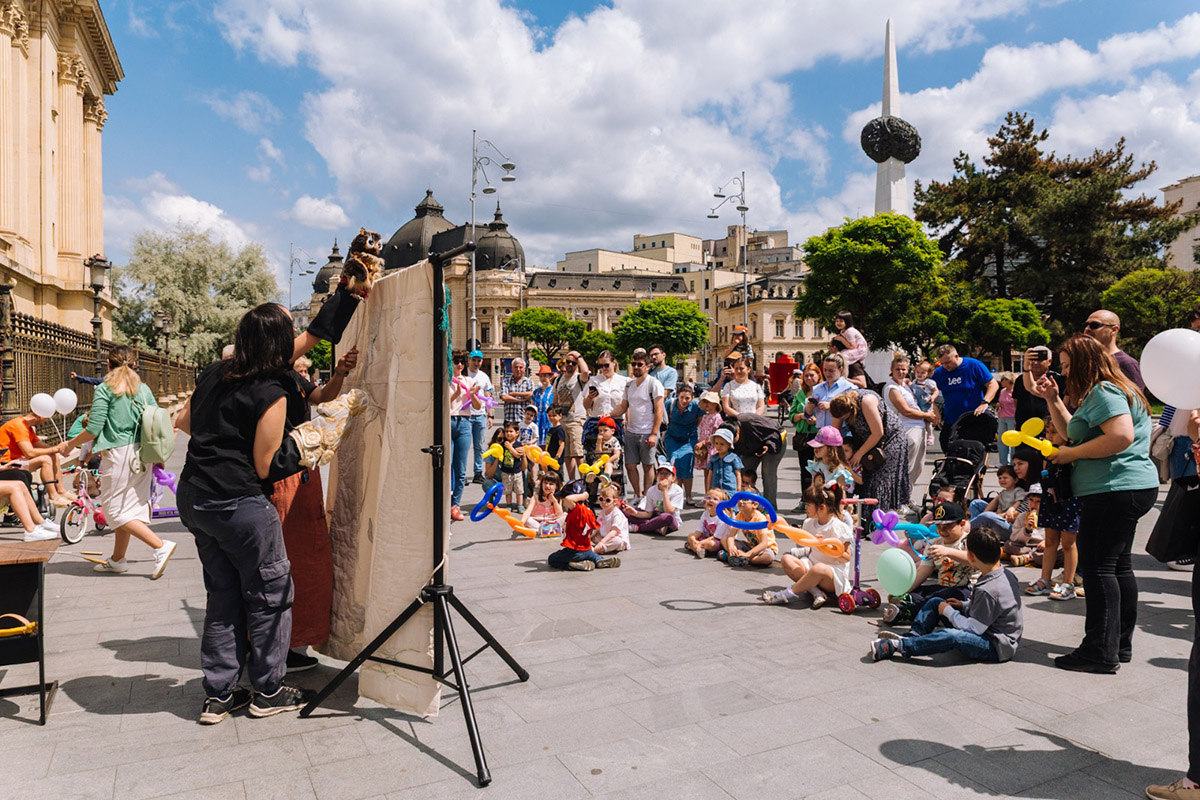 Weekendul #6 „Străzi deschise – București” aduce activări creative pe Dâmbovița, spectacole în aer liber și evenimente pentru toate vârstele