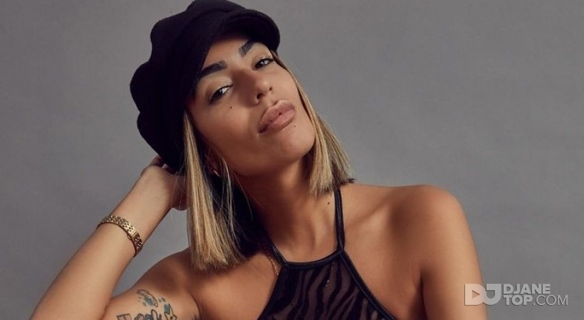 Claudia Leon