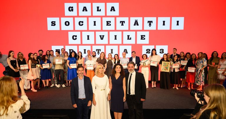 Salvați Copiii România câștigă Marele Premiu al Galei Societății Civile 2025 