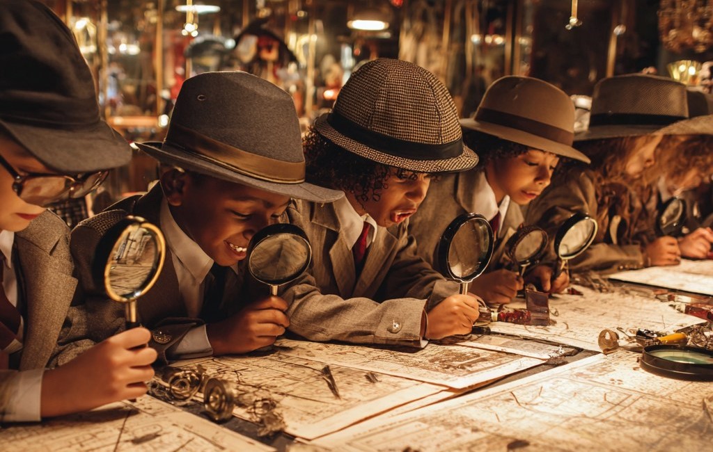 Let's play English: Detective agency