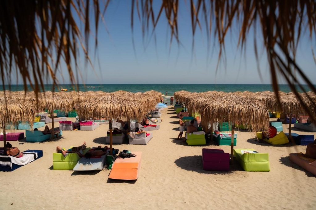 Zanzibar beach Mamaia