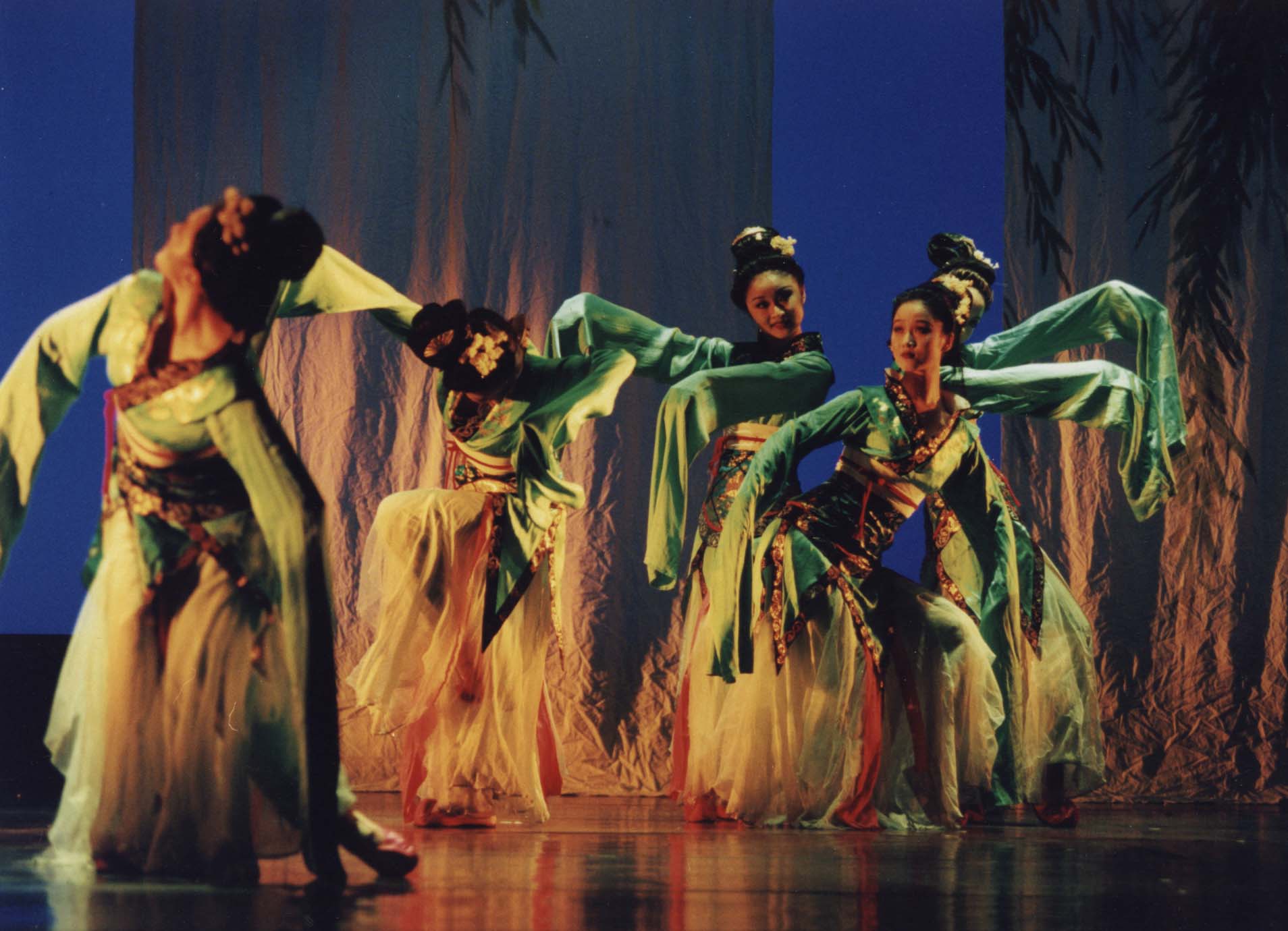 Frumusețe dincolo de cuvinte: Un spectacol uimitor de dans clasic chinezesc sosește la Timișoara&nbsp;&nbsp;