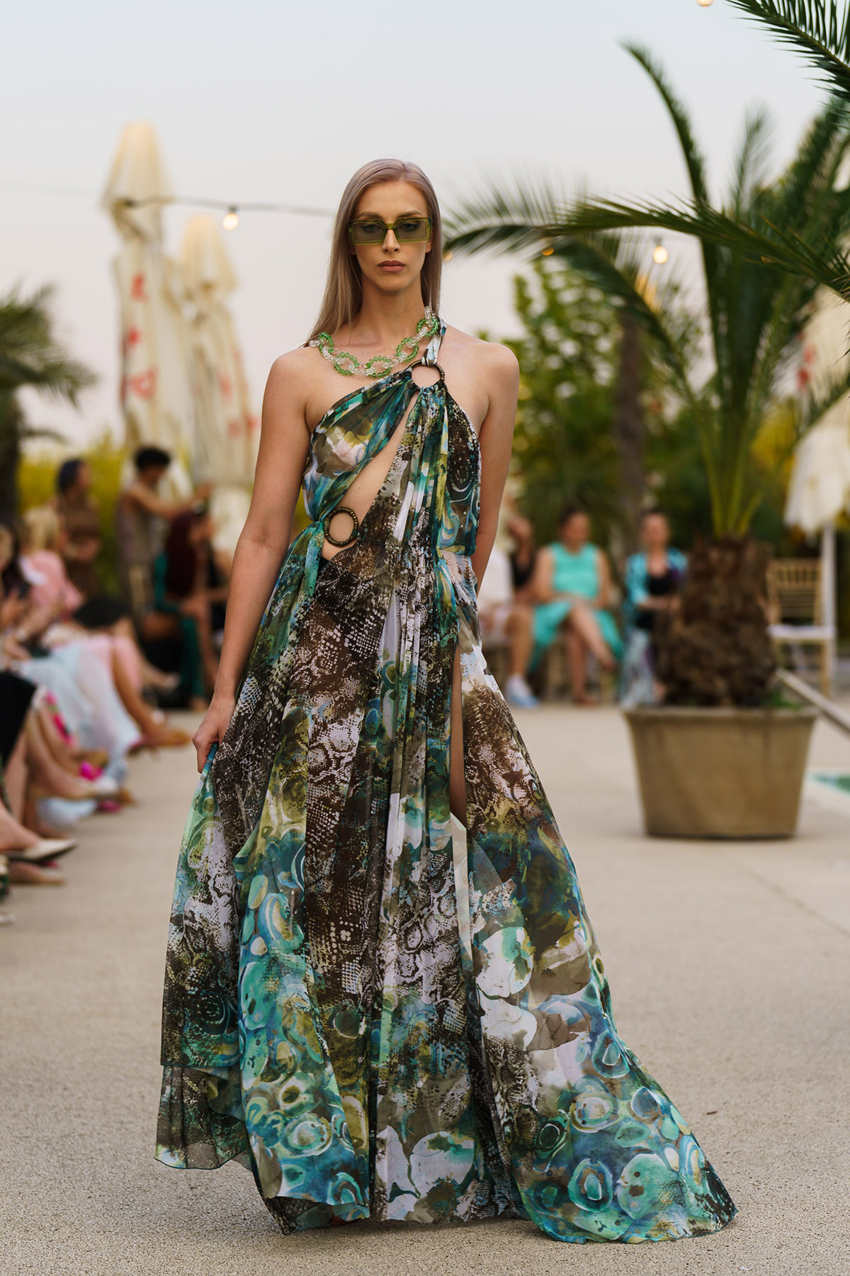 Cel mai chic eveniment al Verii: POOL FASHION SHOW 2025!