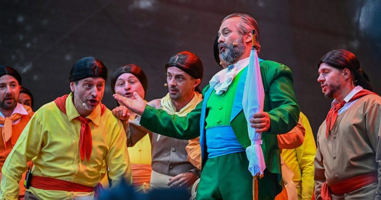 „Bărbierul din Sevilla” de Gioachino Rossini – o seară de operă sub cerul liber, în cadrul SEAS 2025