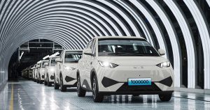 BYD a atins un milion în producția modelului record DOLPHIN SURF