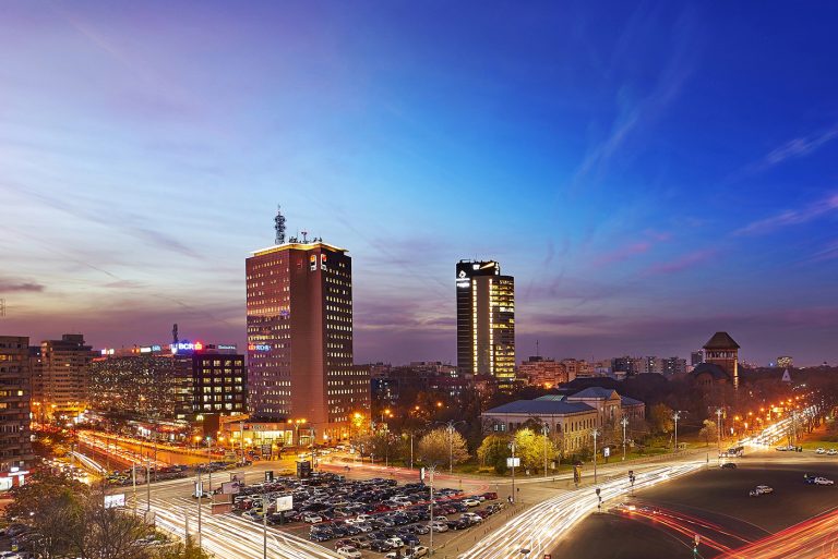 Bucureștiul nocturn