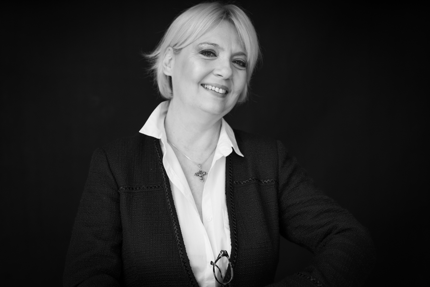 CLIN D’OEIL | EMILIA POPESCU: “Teatrul este frumos pentru că îți oferă de toate” Emilia Popescu interviu 2025