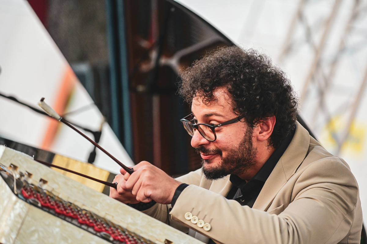 Turneul Național Un artist, un pian, un țambal &icirc;ncepe vineri, 8 august, la Sinaia, cu un recital &icirc;n Festivalul Enescu și muzica lumii