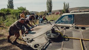 Un OZN aterizează la Buzău: avanpremiera filmului Nebunul în cadrul BIAF