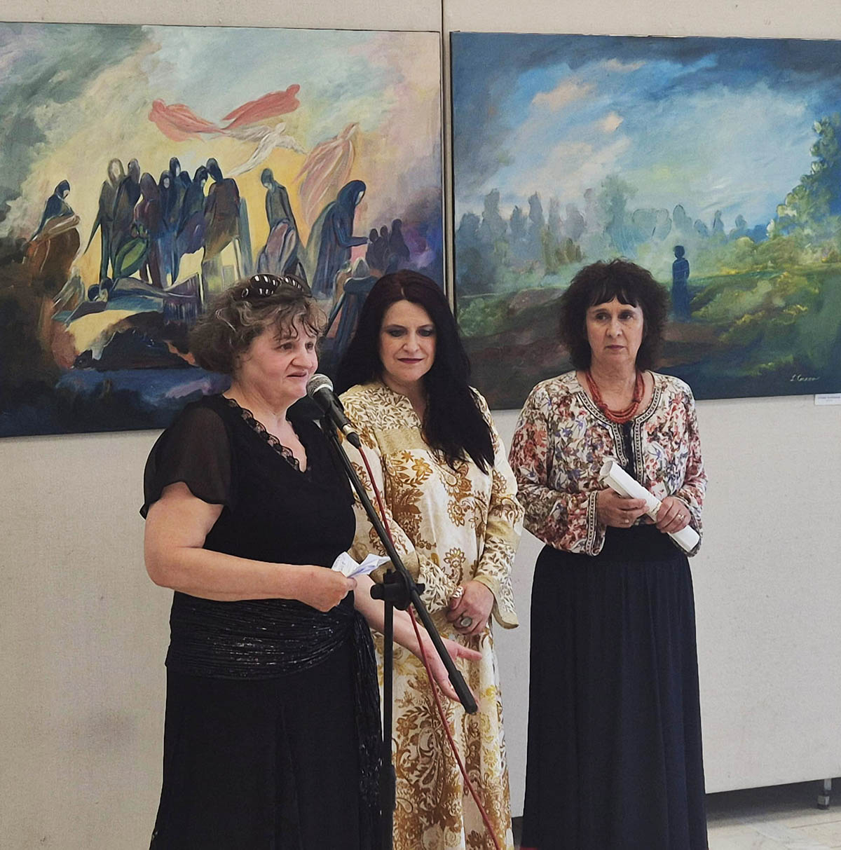 &bdquo;Paznicii sufletului&rdquo; &ndash; expoziție personală semnată de artista Laura Cornea, &icirc;n Galeria &bdquo;Constantin Br&acirc;ncuși&rdquo; a Palatului Parlamentului